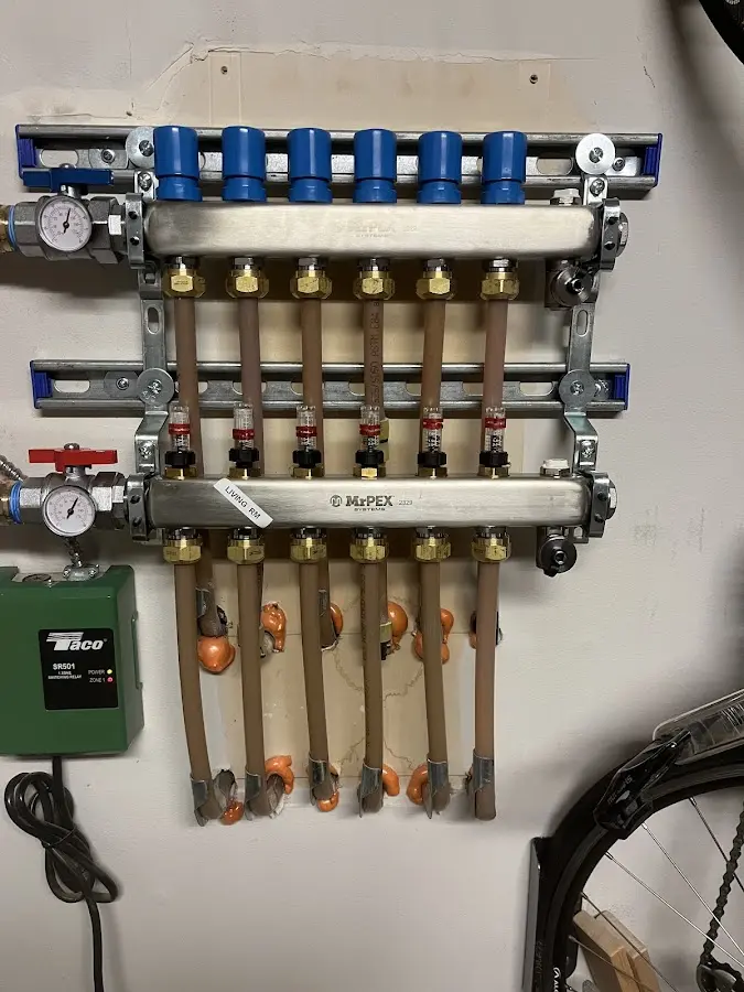 Plumber performing Gas Leak Detection at a residential property in Lexington